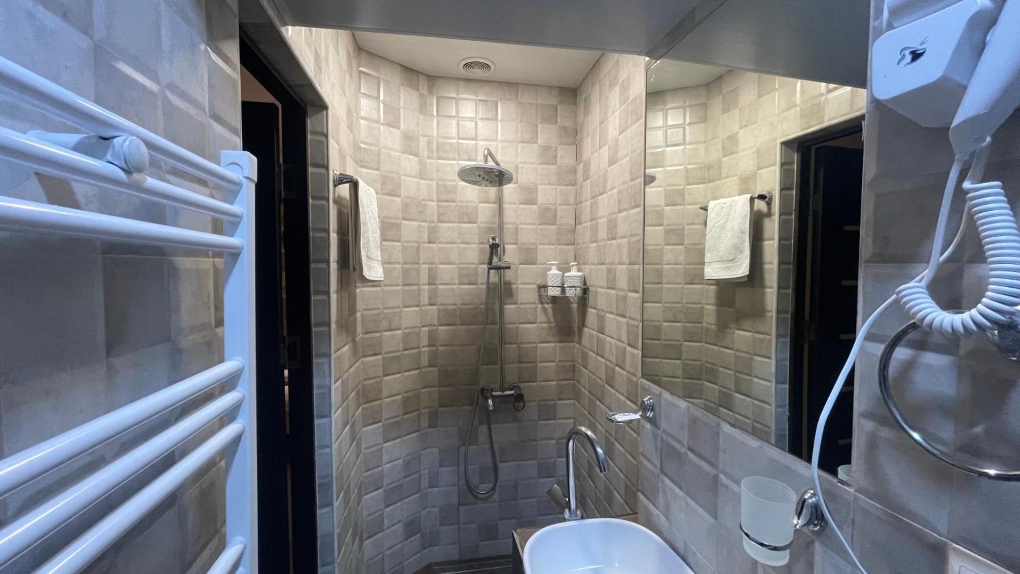 Studio Boutique Hotel At Cascade Yerevan Exterior photo