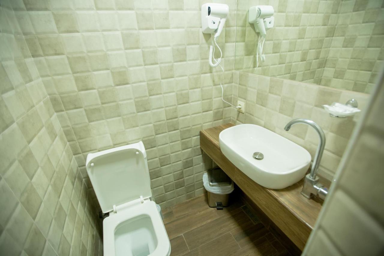 Studio Boutique Hotel At Cascade Yerevan Exterior photo